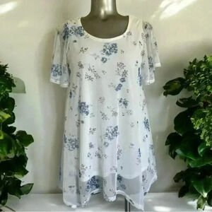 Very Cute Floral Print Boho Mesh Top